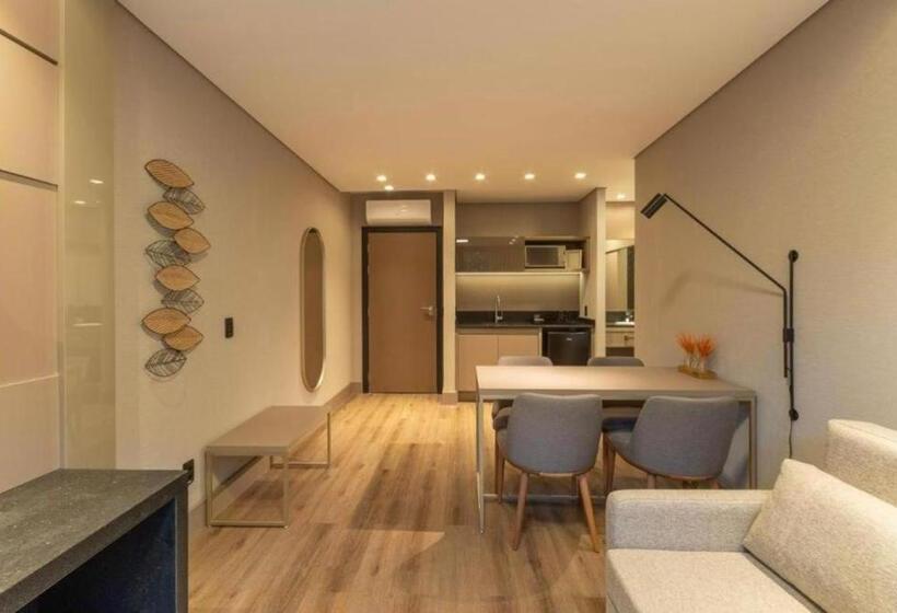 Номер Deluxe, Chateau Du Golden