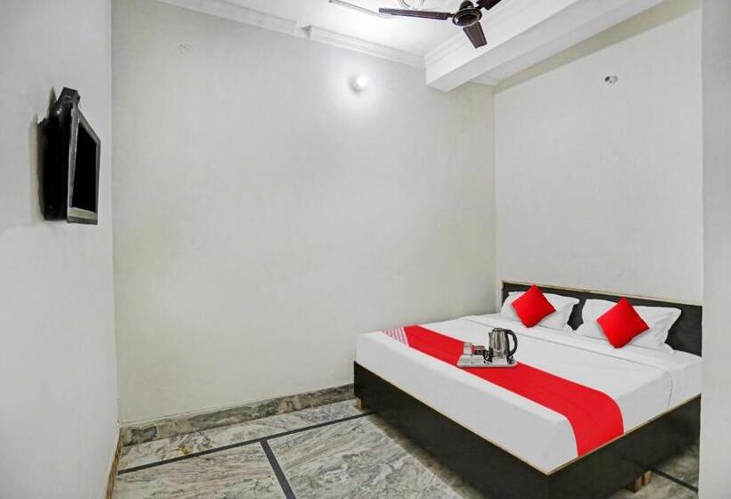 חדר קלאסי לשלושה, Flagship 93324  Vivaan Grand