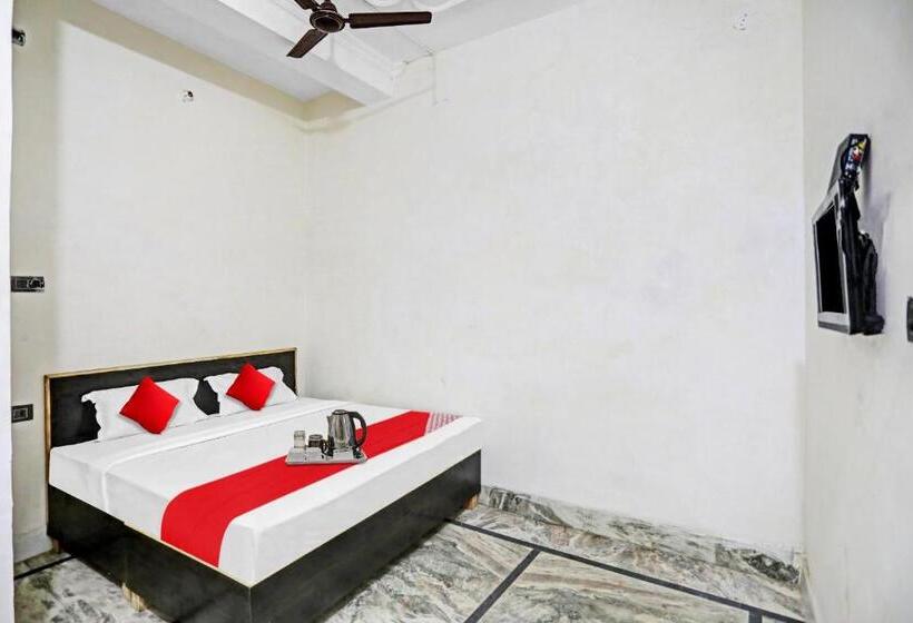 חדר קלאסי לשלושה, Flagship 93324  Vivaan Grand