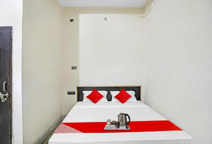 חדר קלאסי לשלושה, Flagship 93324  Vivaan Grand