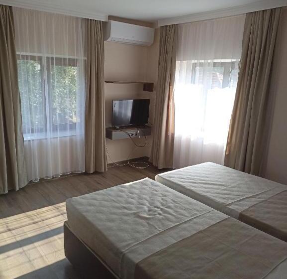 Standard Room, къща ралица