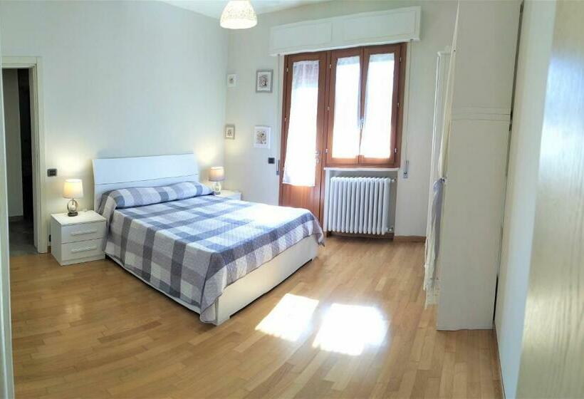 标准间, La Favola Mia