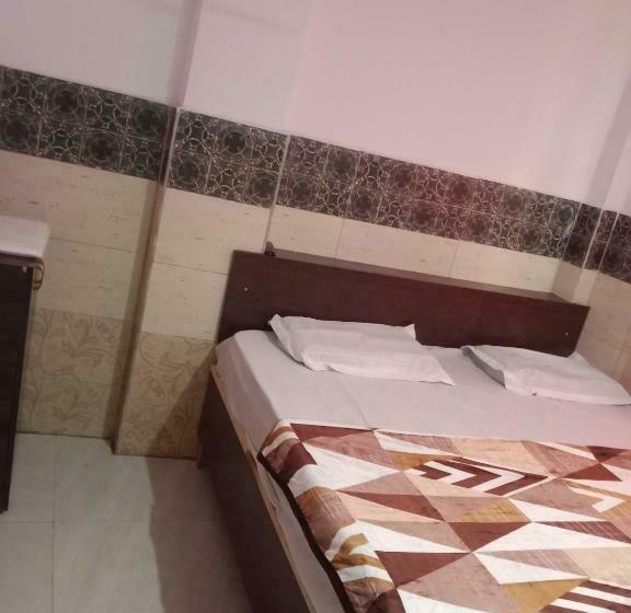 트리플 클래식 룸, Spot On 92658 Tannu Guest House