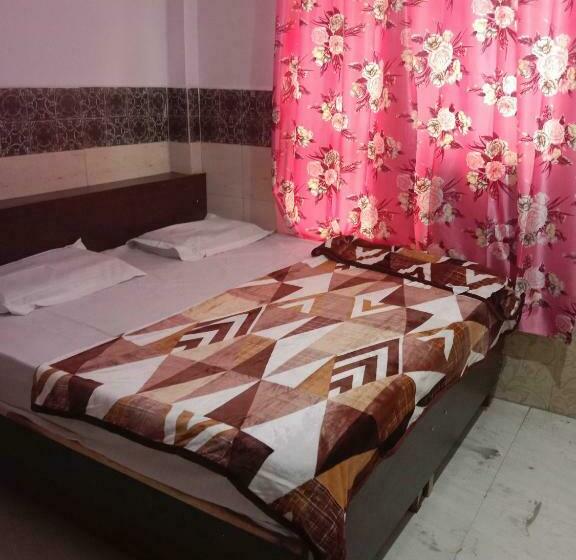 Трехместный Номер Классика, Spot On 92658 Tannu Guest House