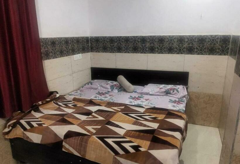 트리플 클래식 룸, Spot On 92658 Tannu Guest House