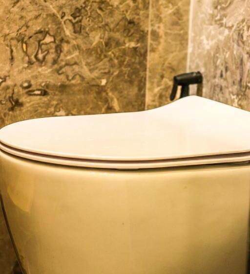 اتاق لوکس با بالکن و چشم‌انداز دریا, Hercules Sea View