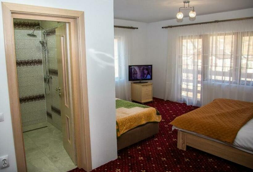 Номер Стандарт Трехместный, Casa Bujor De Munte Dragoslavele