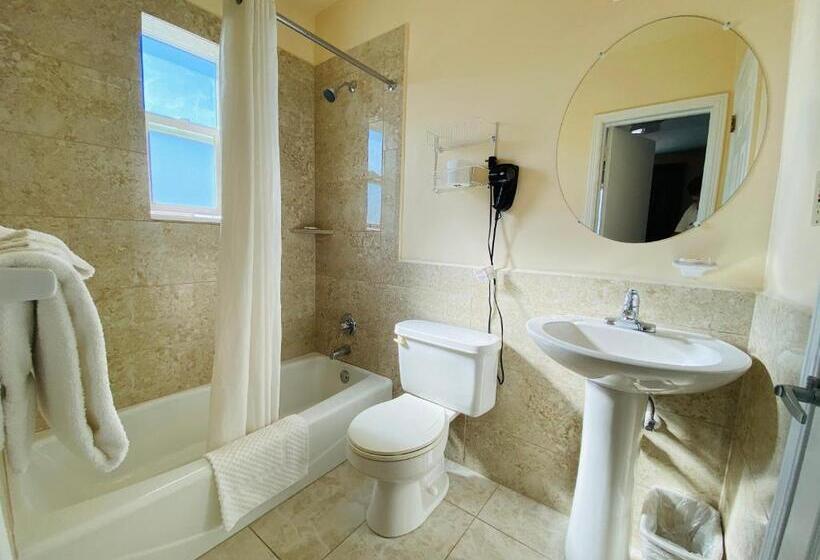 غرفة قياسية, A 1 A Super Inn