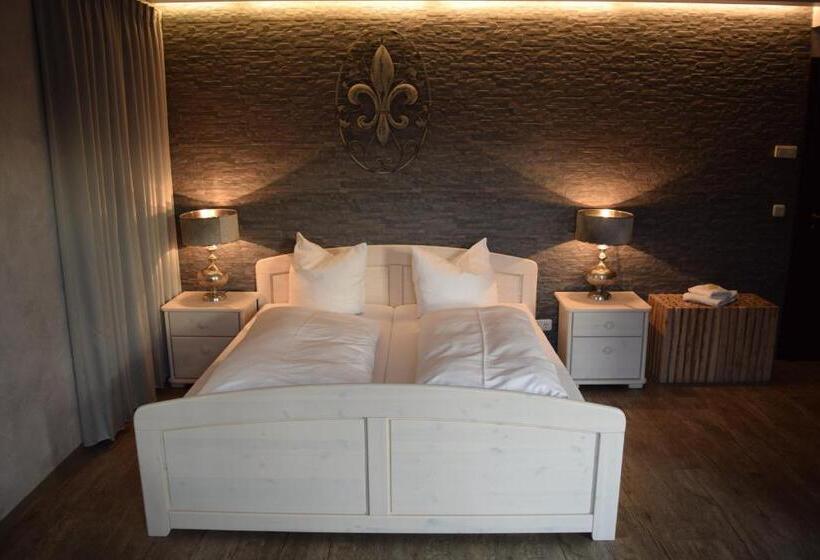 Номер Стандарт, Arte Vida Ohg