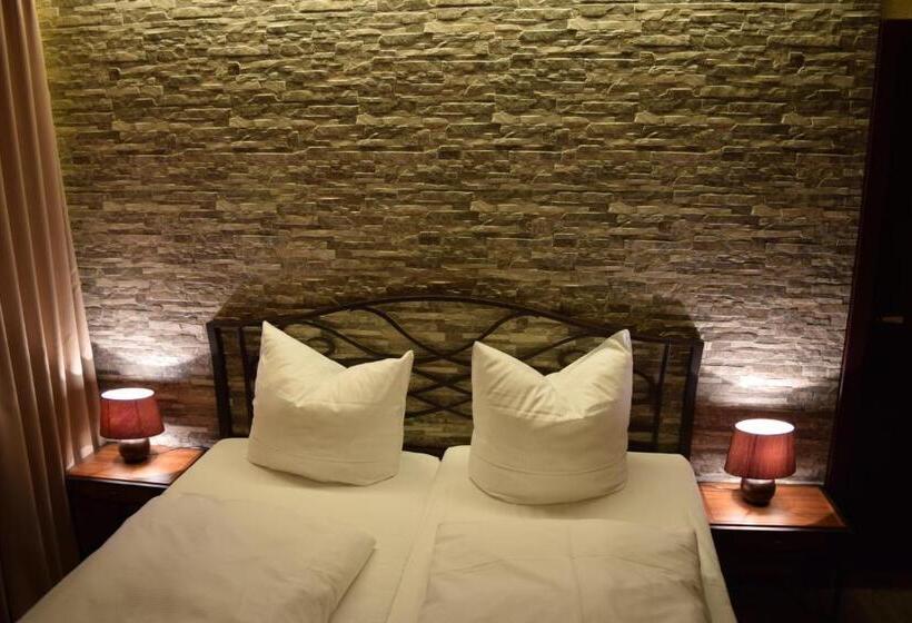 Номер Стандарт, Arte Vida Ohg