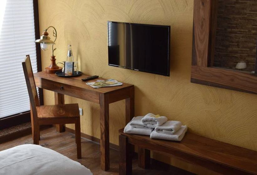 Номер Стандарт, Arte Vida Ohg