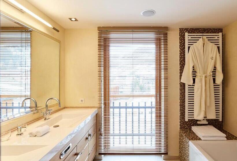 スーペリアースイート, Auriga