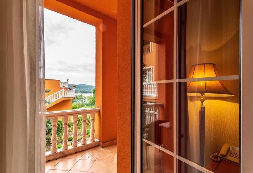 スーペリアールーム, Bellevue Esztergom