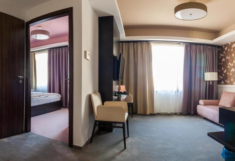 スイート, Corso Boutique