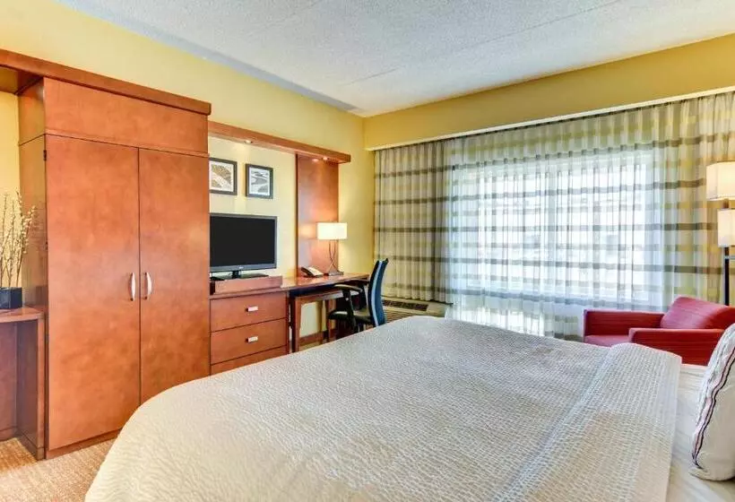 キングサイズベッドのスタンダードルーム, Courtyard By Marriott Bridgeport Clarksburg