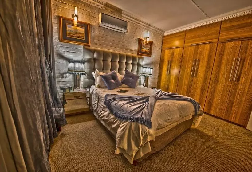 اتاق استاندارد, Dersley Manor