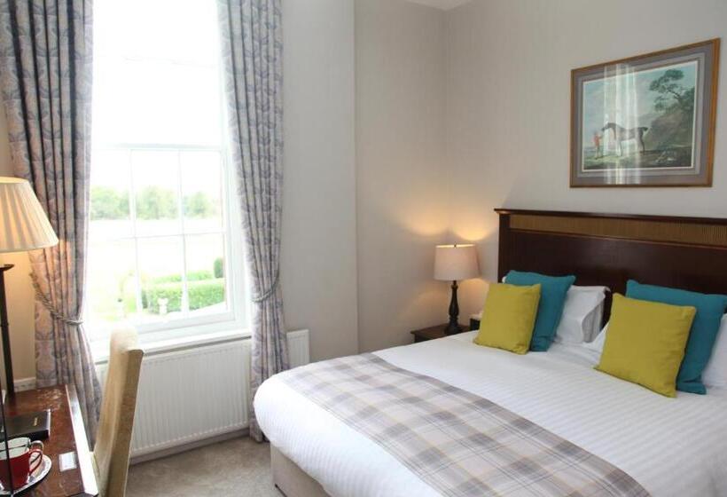 غرفة قياسية, Dovecliff Hall