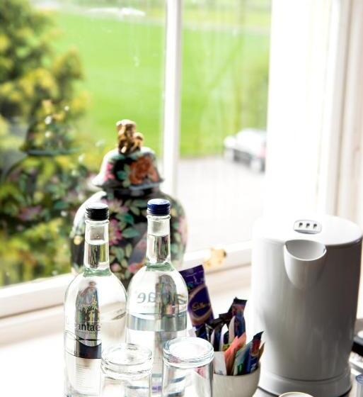 غرفة قياسية, Dovecliff Hall