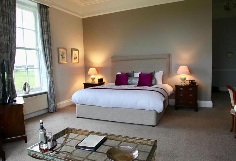 جناح, Dovecliff Hall