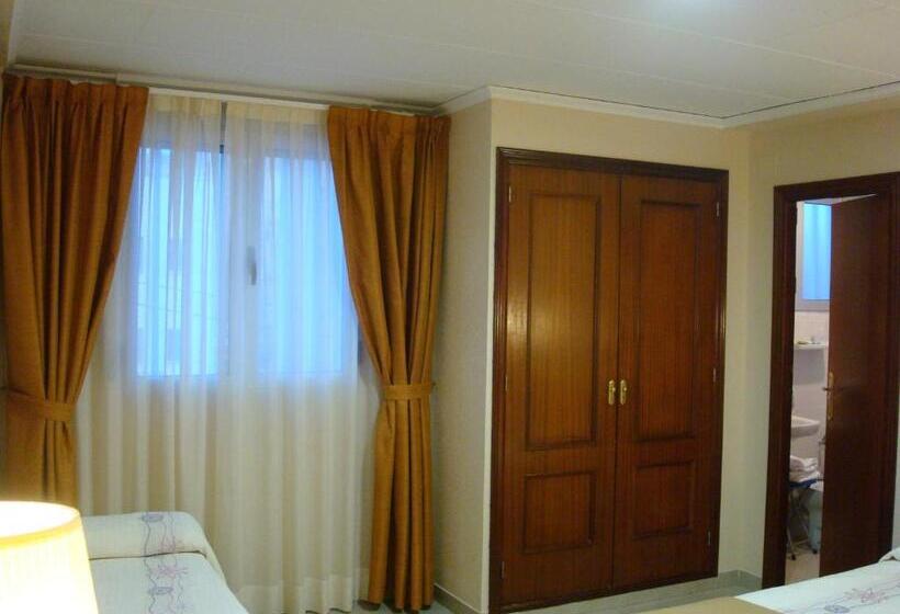 اتاق استاندارد سه نفره, Fin De Semana