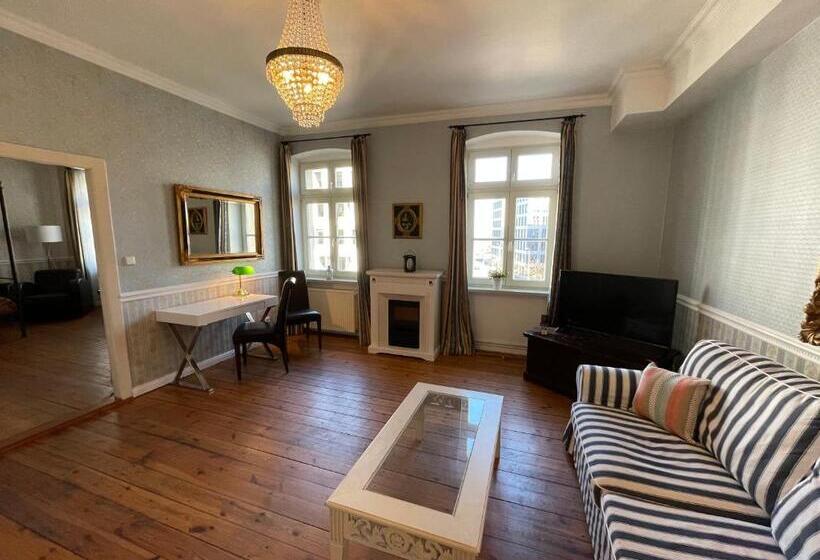 آپارتمان 1 خوابه, The Gate Garden