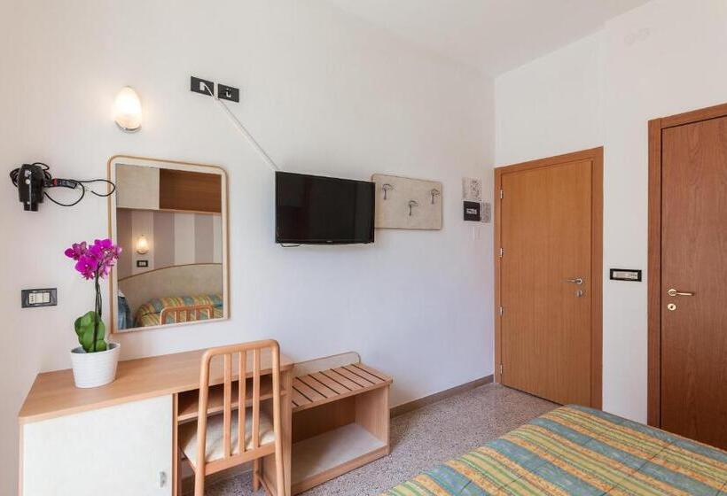 스탠다드 트리플 룸, Garden