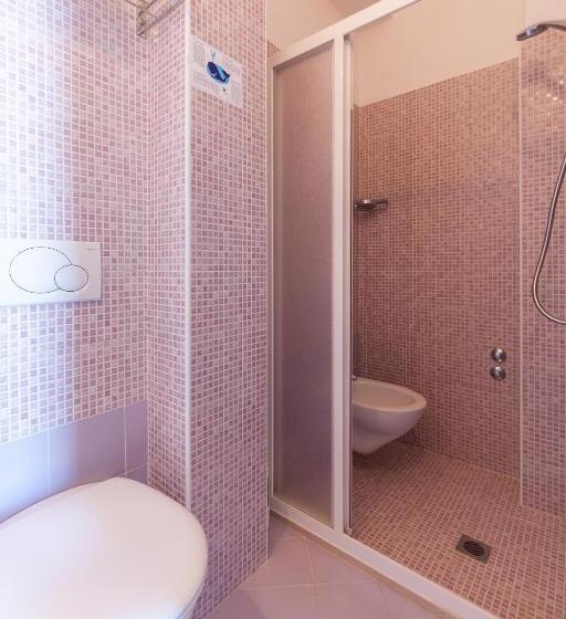 4인용 스탠다드 룸, Garden