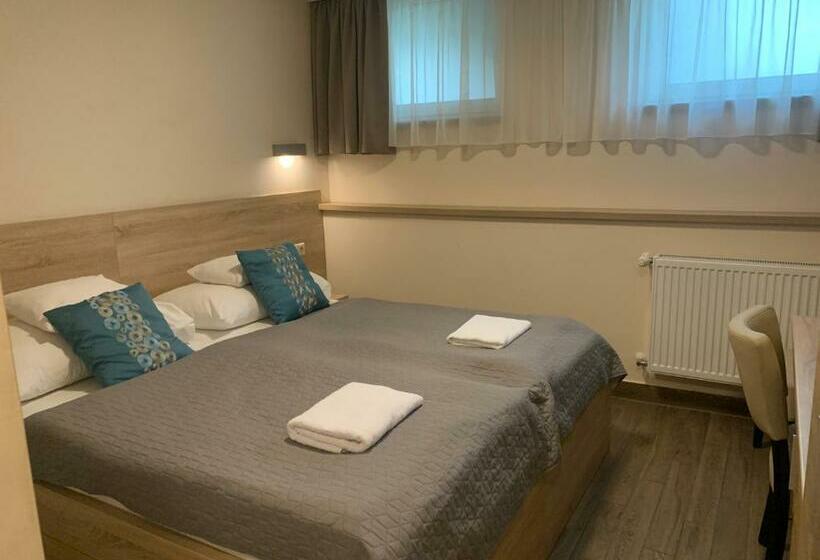 스탠다드 룸, Nimród Hotel és ètterem