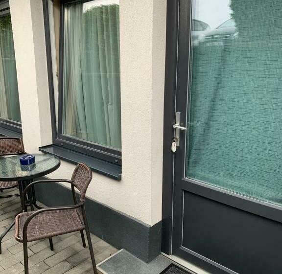 베이직 3인 룸, Nimród Hotel és ètterem