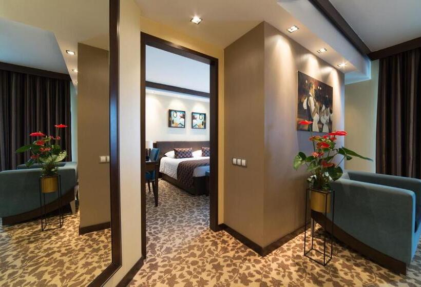 Люкс, Pagony Wellness