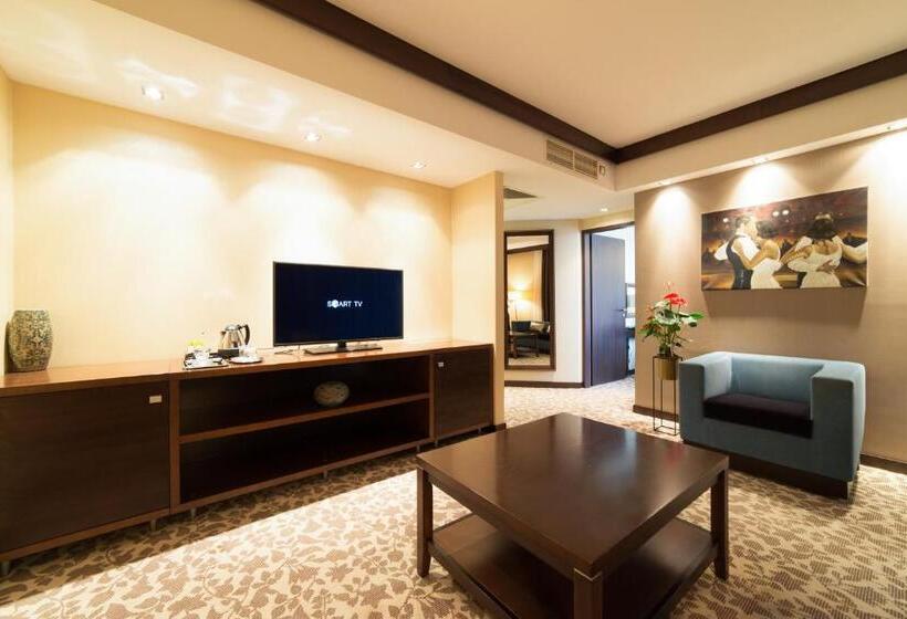 Люкс, Pagony Wellness