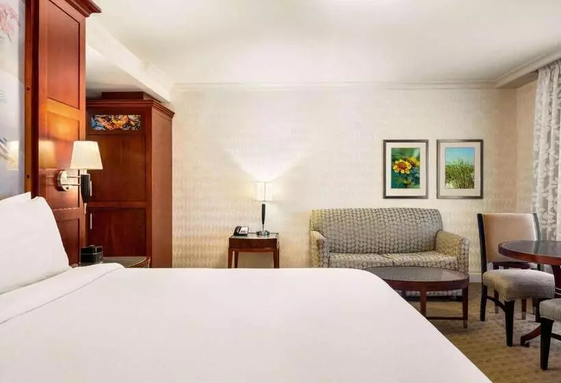 キングサイズベッドのスタンダードルーム, Viana Hotel And Spa, Trademark Collection By Wyndham