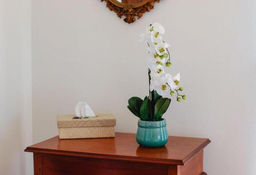 غرفة قياسية سرير كينج, A Tuscan Villa Guest House