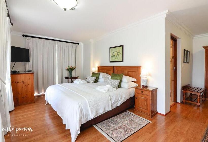 غرفة قياسية سرير كينج, A Tuscan Villa Guest House