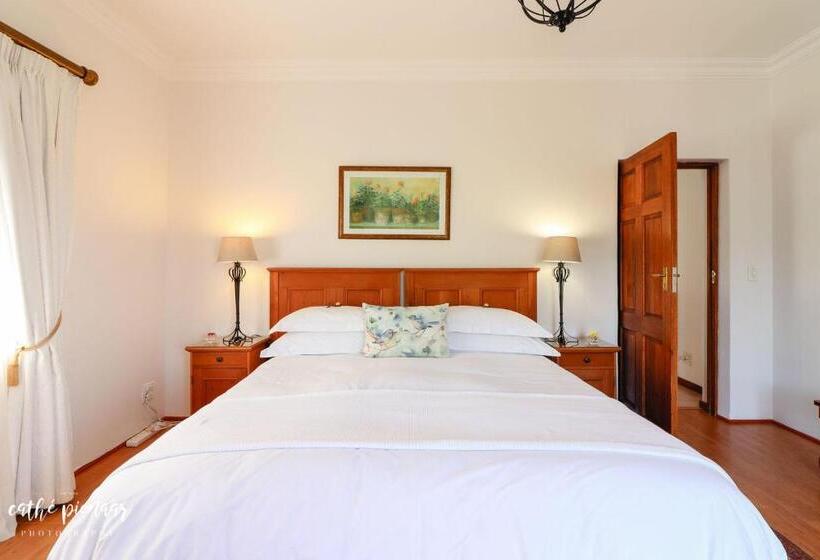 غرفة قياسية, A Tuscan Villa Guest House