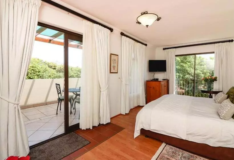 キングサイズベッドのスタンダードルーム, A Tuscan Villa Guest House