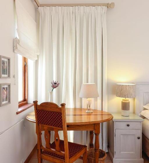 غرفة قياسية سرير كينج, A Tuscan Villa Guest House