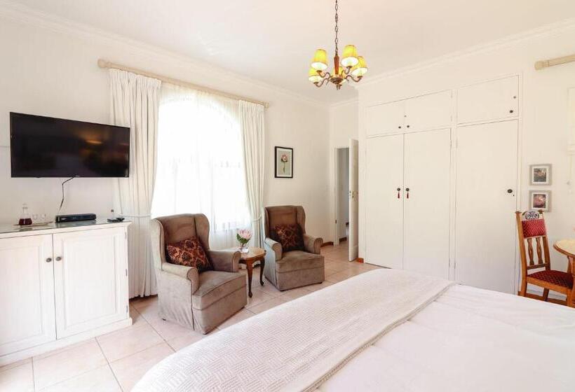 غرفة قياسية سرير كينج, A Tuscan Villa Guest House