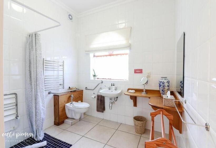 غرفة قياسية, A Tuscan Villa Guest House