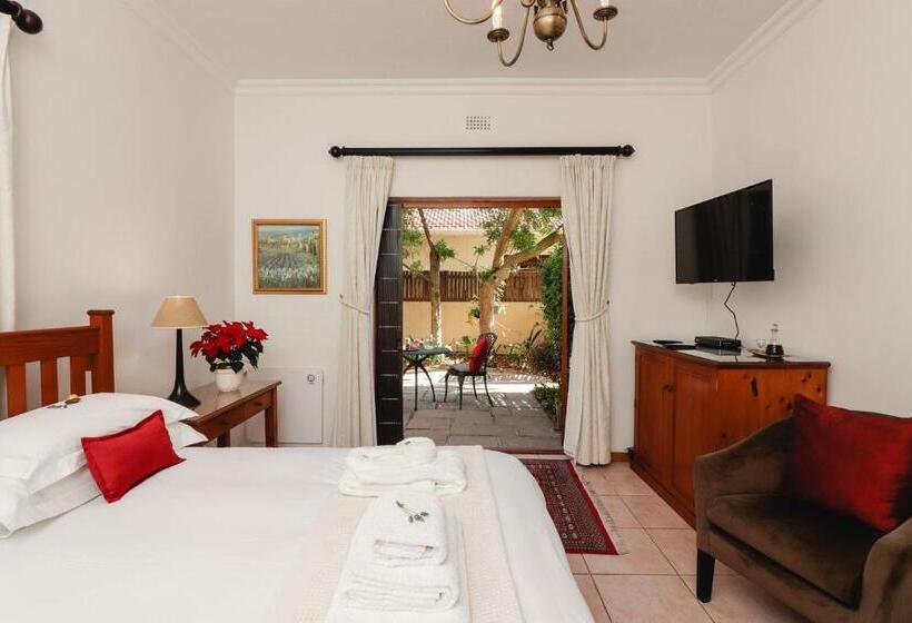 غرفة قياسية, A Tuscan Villa Guest House