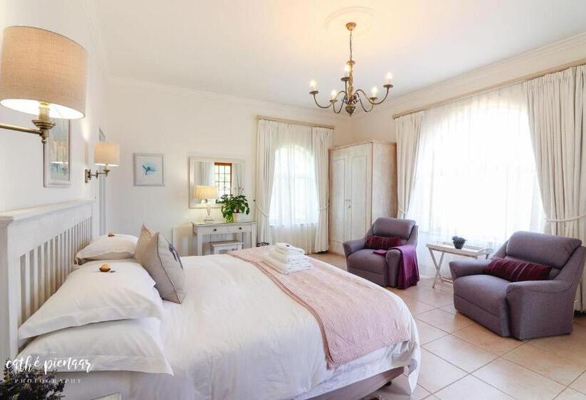 غرفة قياسية سرير كينج, A Tuscan Villa Guest House