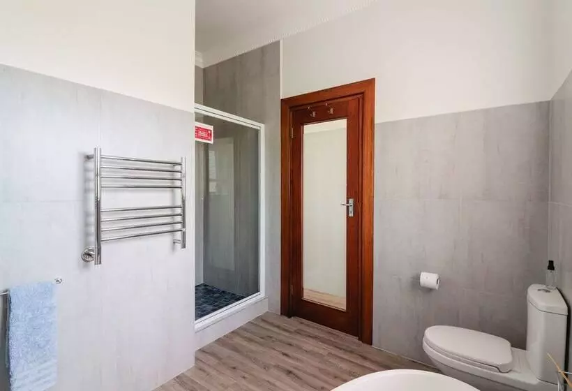 スタンダードルーム, A Tuscan Villa Guest House