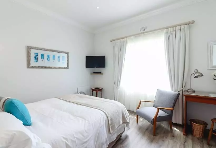 スタンダードルーム, A Tuscan Villa Guest House