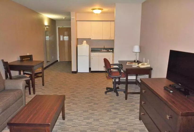Sviitti, Fairbridge Inn & Suites Dupont