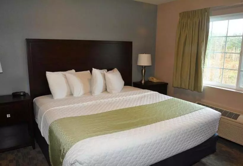 Sviitti, Fairbridge Inn & Suites Dupont