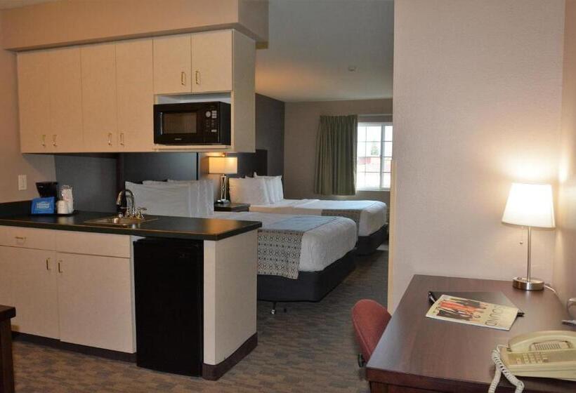 Номер Executive, Fairbridge Inn & Suites Dupont