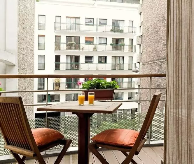 スタンダードスタジオ, Residhotel Imperial Rennequin