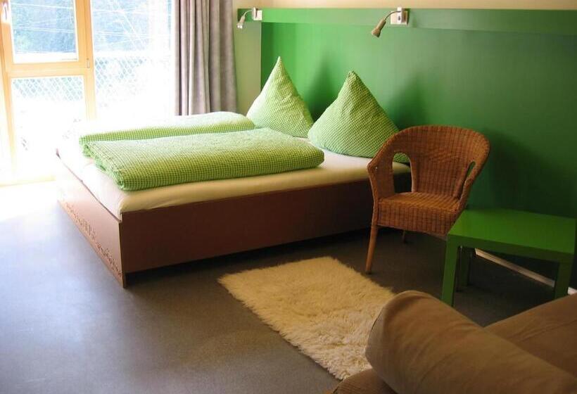 标准间带阳台, Aktiv Basemontafon