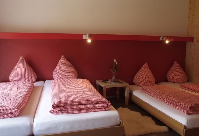 四人标准间, Aktiv Basemontafon