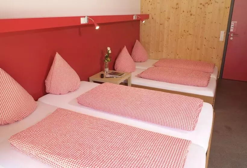 スタンダード４人部屋, Aktiv Basemontafon